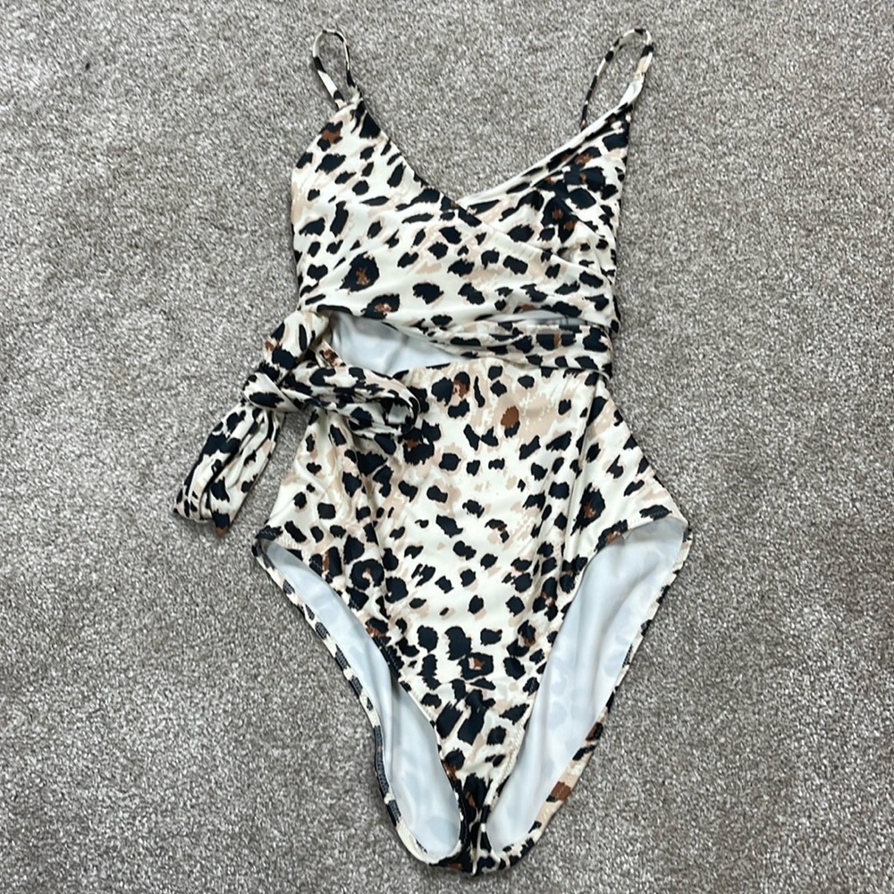 NWT Aerie bathing suit one piece wrap around